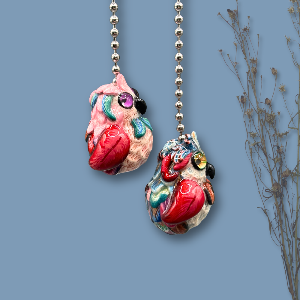 Colorful owl-shaped pull chains