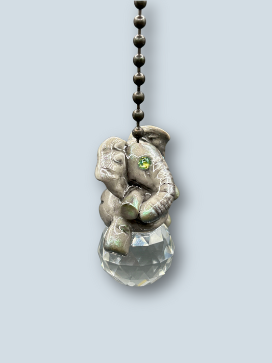 Elephant Light Pull | Crystal Light Pull